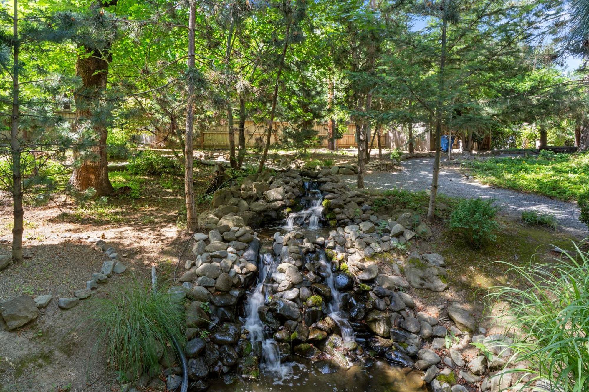 Weasku Inn Grants Pass Ngoại thất bức ảnh